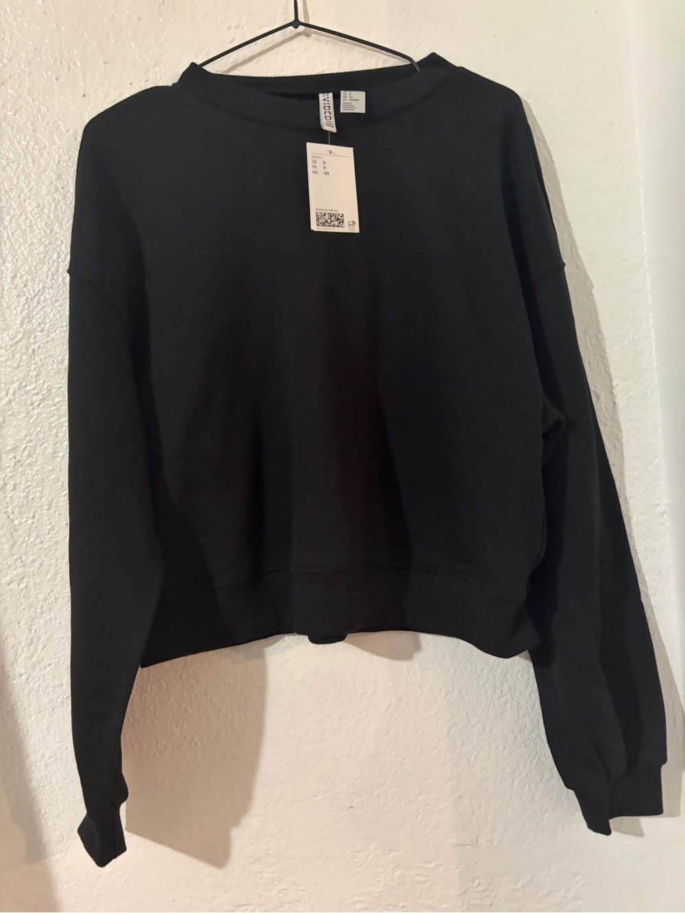 Black Women's Cropped Crewneck Sweatshirt - Brand